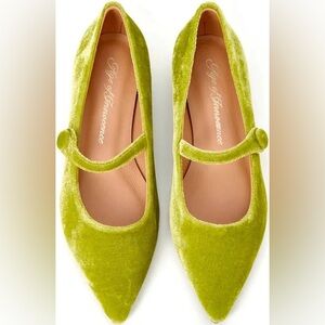 Age of Innocence Thea Velvet Size 40 Light Green